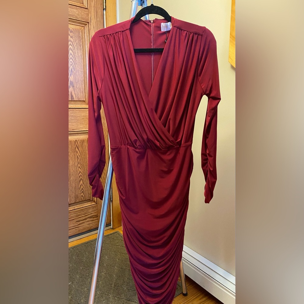 Club London ruched midi dress in berry/burgundy. US size 12. New with tags.